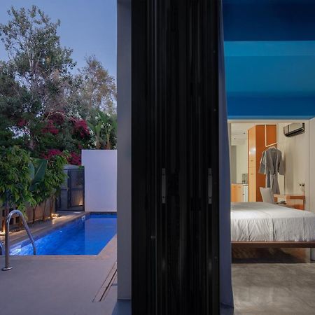 Adrop Pool Suites Paphos Exteriör bild